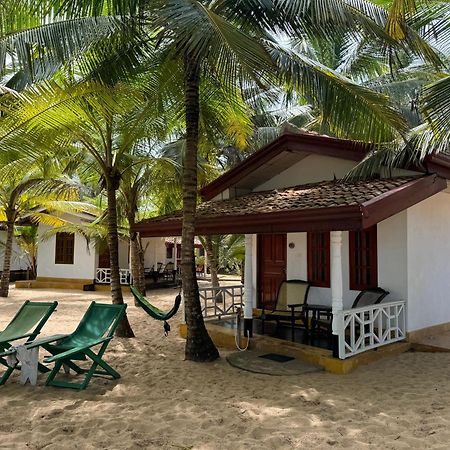 Ibisbird Beach Bungalows, Sport, Spa And Restaurant Tangalle Eksteriør bilde