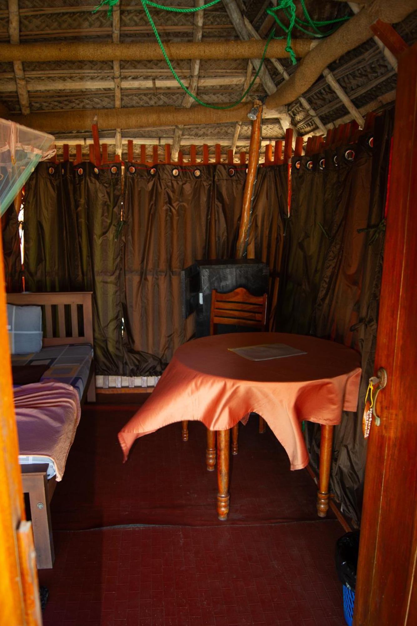 Ibisbird Beach Bungalows, Sport, Spa And Restaurant Tangalle Eksteriør bilde